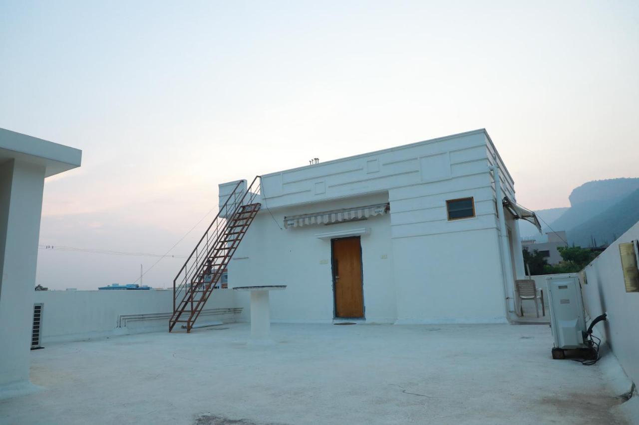 Hill View Paradise - 2Bhk'S & Rooms - A Golden Group Of Premium Home Stays - טירופאטי מראה חיצוני תמונה