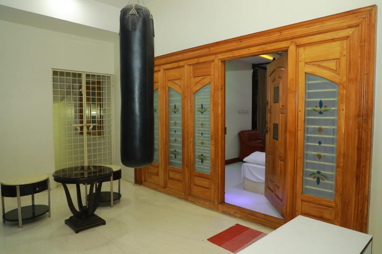 Hill View Paradise - 2Bhk'S & Rooms - A Golden Group Of Premium Home Stays - טירופאטי מראה חיצוני תמונה