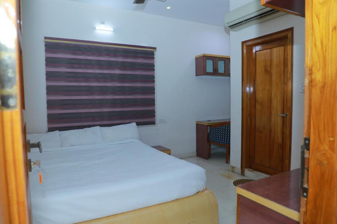 Hill View Paradise - 2Bhk'S & Rooms - A Golden Group Of Premium Home Stays - טירופאטי מראה חיצוני תמונה