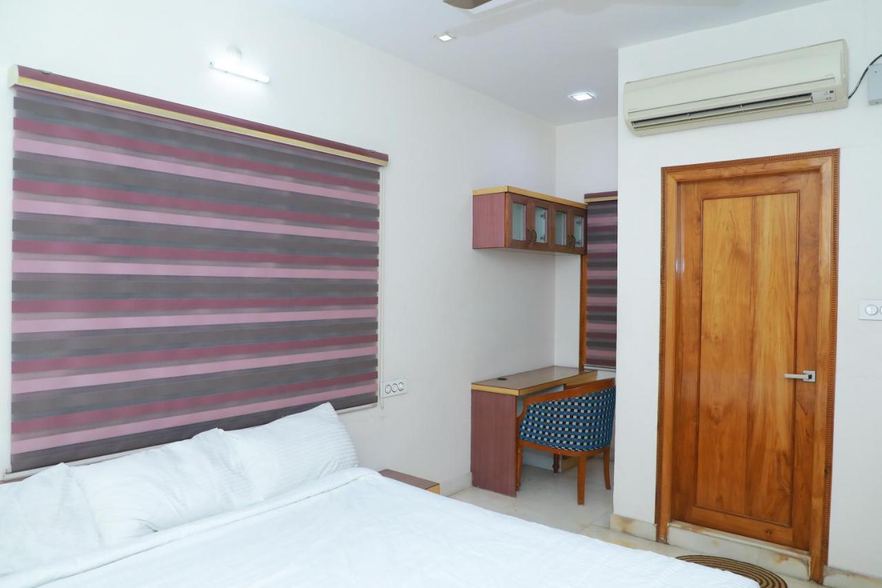 Hill View Paradise - 2Bhk'S & Rooms - A Golden Group Of Premium Home Stays - טירופאטי מראה חיצוני תמונה